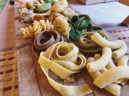Fall Week 5: Fresh Pasta, Grass-fed Beef Sale, and Green Beans!